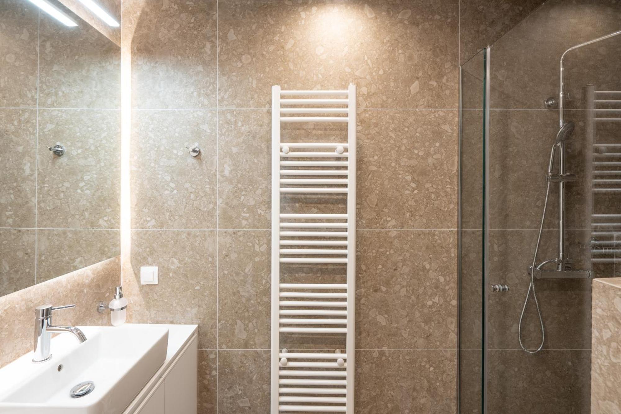 Luxury Apartment Next To The National Museum Ateny Zewnętrze zdjęcie